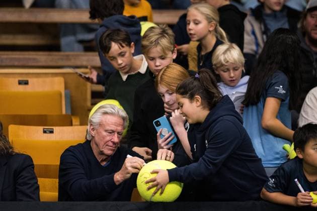 241015 Björn Borg with fans ahead of a men s singles tennis match during day 4 of the ATP 250 Nordic Open on October 15, 2024 in Stockholm Photo Emma Wallskog BILDBYRAN COP 320 EW0443 tennis tennis atp 250 nordic open day 4 bbeng  Copyright: EMMAxWALLSKOG BB241015EW037