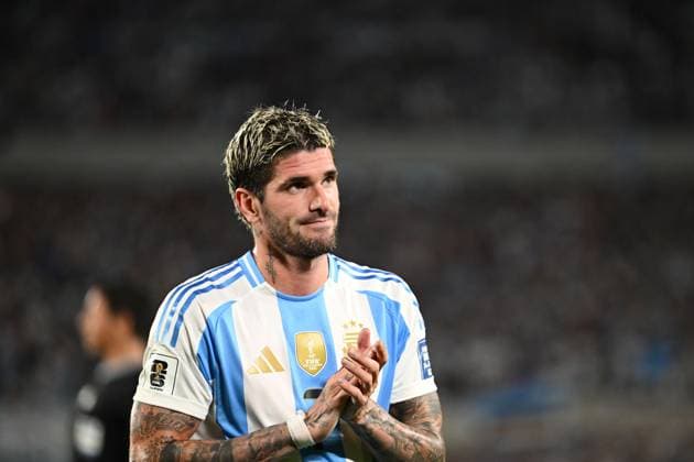BUENOS AIRES, ARGENTINA - OCTOBER 15: Rodrigo De Paul of Argentina reacts during a match between Argentina Vs Bolivia as part of World Cup 2026 Qualifiers at Estadio Mas Monumental on October 15, 2024 in BuenosAires, Argentina. Buenos Aires Buenos Aires Argentina Copyright: xIMAGOx xPhotoCero5x xLucianoxBisbalxPhotoCero5x