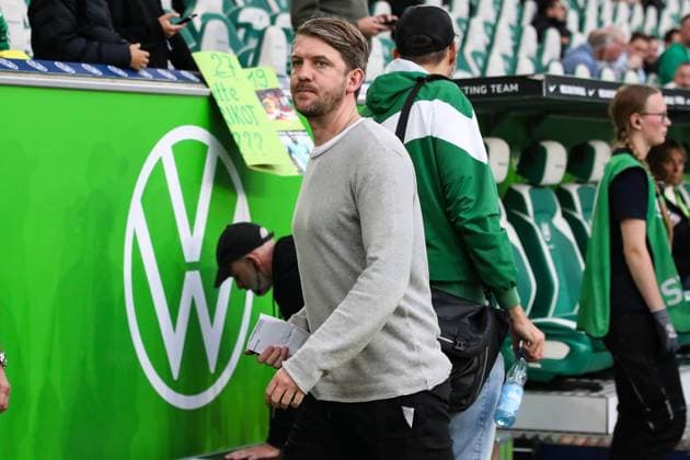 Head of Licensing Peter Niemeyer Werder Bremen 1 Soccer Bundesliga Season 2024 2025 VfL Wolfsburg vs Werder Bremen at the Volkswagen Arena in Wolfsburg Soccer,Germany,Man,Men,20 10 2024