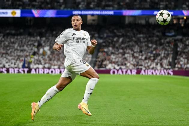 Kylian Mbappe Real Madrid CF controls the Ball during the UEFA Champions League 2024 25 League Phase MD3 match between Real Madrid C F and Borussia Dortmund at Estadio Santiago BernabÃ u on October 22, 2024 in Madrid, Spain not used in POL SRB CRO FRA GBR NED ITA USA Defodi 541 REABVB20241022 194 Defodi-541 not used in POL SRB CRO FRA GBR NED ITA USA