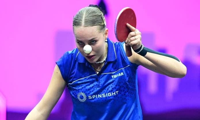 KAUFMANN Annett GER WTT Champions Frankfurt 2024 11 5 DSC 4566 WTT Champions Frankfurt, 1 round Best 32 Annett KAUFMANN, Germany, 18-year-old talent from SV DJK Kolbermoor, European Championship third in Mixed 2024, European Junior Champion of all age groups and Youth World Championship third 2023, loses in the first WTT Champions against the world number twelve Qian Tinyi China Frankfurt Süwag Energie ARENA, former Ballsporthalle Frankfurt Germany, Germany