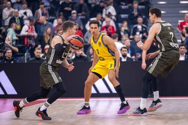 Andreas Obst 13 FC Bayern Basketball , Matteo Spagnolo 3 Alba Berlin , Johannes Voigtmann 7 FC Bayern Basketball , FC Bayern Basketball vs Real Madrid Basketball, EuroLeague 10 Matchday, 14 11 2024 Munich Bavaria Germany Copyright: xkolbert-press UlrichxGamelx