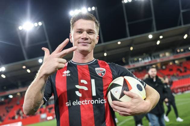 3 Liga FC Ingolstadt 04 VfL Osnabrück Victory Celebration Joy 3 goals by Sebastian Grönning 11, FCI 3 Liga FC Ingolstadt 04 Season 2024 2025 VfL Osnabrück