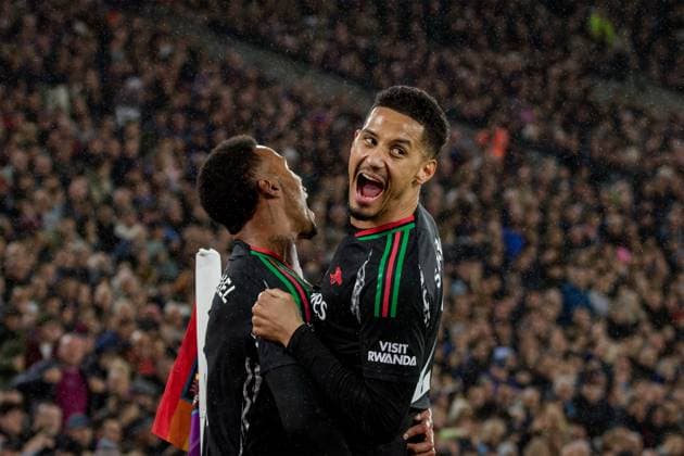 Bilder des Jahres 2024, Sport 11 November Sport Themen der Woche KW48 London, England, November 30 2024: Gabriel (6 Arsenal) celebrates his goal with William Saliba (2 Arsenal) during the Premier League game between West Ham and Arsenal at London Stadium in London, England. (Pedro Porru SPP) Copyright: xPedroxPorru SPPx spp-en-PePo-4F8A1198_DxO