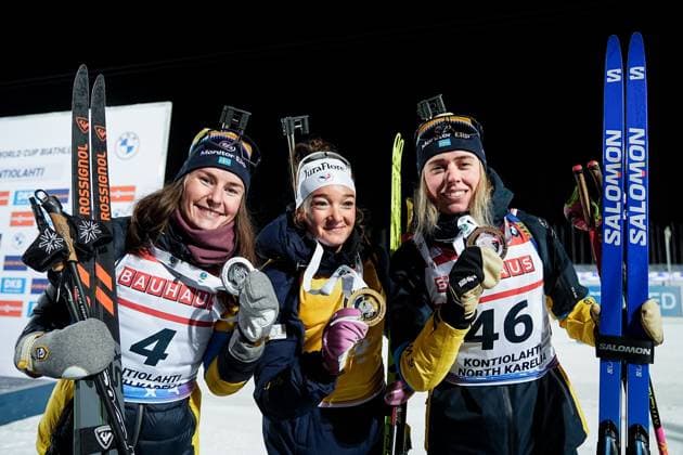 241204 Ella Halvarsson of Sweden, Lou Jeanmonnot of France and Elvira Öberg of Sweden celebrate after competing in women s Cross Country Skiing 12,5 km during the IBU World Cup on December 4, 2024 in Kontiolahti Photo Kalle Parkkinen BILDBYRAN COP 211 KP0073 biathlon biathlon world cup ibu world cup damernas 12 5 km biathlon female cr womens 12 bbeng sweden sverige  Copyright: KALLExPARKKINEN BB241204BB401