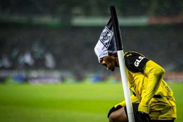 Mönchengladbach, Germany 07th Dec 2024 Goal celebration Jamie Gittens BvB Borussia Mönchengladbach Borussia Dortmund 07 12 2024