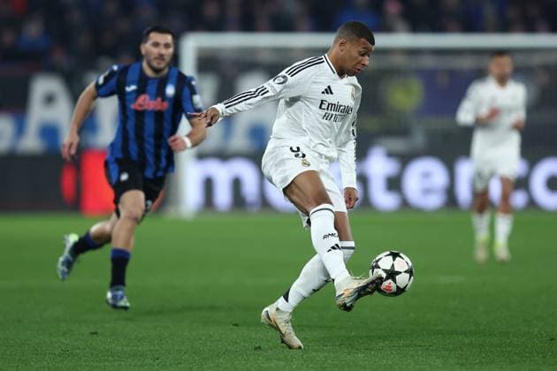 Kylian Mbappe (Real Madrid Cf) controls the ball, UEFA Champions League 2024 25 League Phase MD1, Atalanta BC v Real Madrid C.F., Gewiss Stadium, December 10, 2024, Bergamo, Italy.