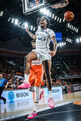 Neu Ulm, Germany, 14 12 24 Michael Weathers MLP Academics Heidelberg gestures during the Basketball Bundesliga match between ratiopharm ulm vs MLP Academics Heidelberg at ratiopharm Arena on November 14, 2024 in Neu Ulm, Germany Photo by Harry Langer DeFodi Images ratiopharm Arena, Germany, 14 12 24 Michael Weathers MLP Academics Heidelberg gestures during the Basketball Bundesliga match between ratiopharm ulm vs MLP Academics Heidelberg at Neu Ulm on December 14, 2024 in ratiopharm Arena, Germany Photo by Harry Langer DeFodi Images Defodi 541 ULMHAM20241214 099 Defodi-541