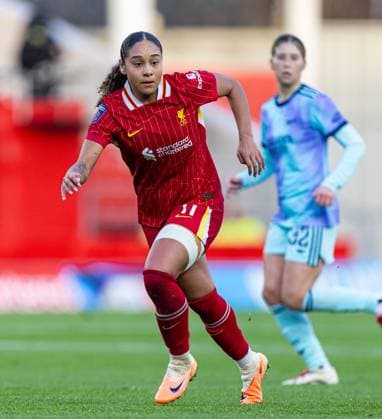 Football - FA Women™s Super League - Liverpool FC Women v Arsenal FC Women ST HELENS, ENGLAND - Sunday, December 15, 2024: Liverpool s Olivia Smith during the FA Women™s Super League match between Liverpool FC Women and Arsenal FC Women at the St Helens Stadium. (Photo by David Rawcliffe Propaganda) ST HELENS St Helens Stadium MERSEYSIDE ENGLAND Copyright: xPropagandaxPhotoxAgencyx P2024-12-15-Liverpool_W_Arsenal_W-23