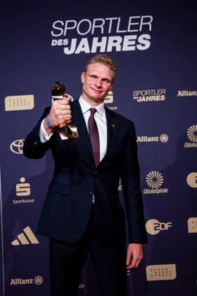 Sportsman of the Year 2024 Oliver Zeidler poses with his trophy after receiving the Sportsman of the Year 2024 award Baden Baden Kurhaus Baden Württemberg Germany