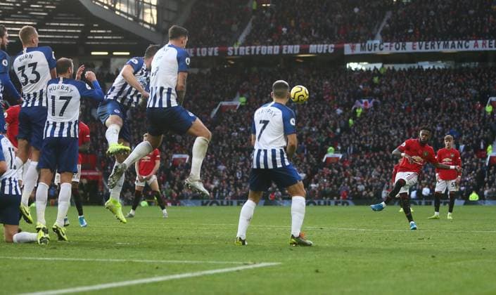 Manchester United, ManU v Brighton and Hove Albion - Premier League - Old Trafford November 10, 2019, Manchester, United Kingdom: Fred of Manchester United takes a free kick during the Premier League match at Old Trafford, Manchester. Picture date: 10th November 2019. Picture credit should read: Phil Oldham Sportimage Manchester United Kingdom EDITORIAL USE ONLY Copyright: xx ZUMA-20191110_zaf_si1_087.jpg PhilxOldhamx csmphototwo609204