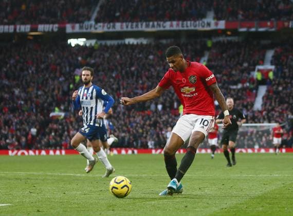 Manchester United, ManU v Brighton and Hove Albion - Premier League - Old Trafford November 10, 2019, Manchester, United Kingdom: Marcus Rashford of Manchester United shoots clean through on goal but shoots wide during the Premier League match at Old Trafford, Manchester. Picture date: 10th November 2019. Picture credit should read: Phil Oldham Sportimage Manchester United Kingdom EDITORIAL USE ONLY Copyright: xx ZUMA-20191110_zaf_si1_097.jpg PhilxOldhamx csmphototwo609218