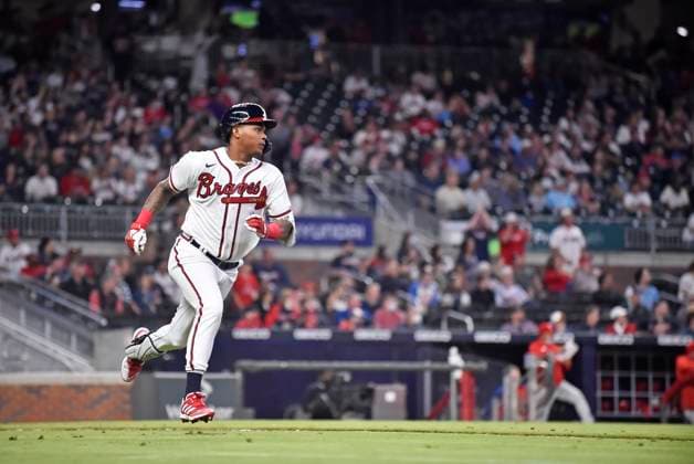 MLB, Baseball Herren, USA 2021: Philadelphia Phillies vs Atlanta Braves MAY 08 May 08, 2021: Atlanta Braves outfielder Cristian Pache runs down the first baseline during the ninth inning of a MLB game against the Philadelphia Phillies at Truist Park in Atlanta, GA. The Braves won in extra innings. Austin McAfee CSM Atlanta Georgia USA EDITORIAL USE ONLY Copyright: xx ZUMA-20210508_zaf_c04_196.jpg AustinxMcafeex csmphototwo741699