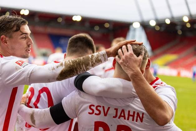 22 12 2024, Soccer, GER, Season, 2 Liga, Season 2024 2025, 17 Matchday, SSV Jahn Regensburg SV Darmstadt 98 Cheering after the 1 0 by Kai Pröger SSV Jahn Regensburg DFL REGULATIONS PROHIBIT ANY USE OF PHOTOGRAPHS AS IMAGE SEQUENCES AND OR QUASI VIDEO Regensburg Bayern Germany Jahnstadion Regensburg