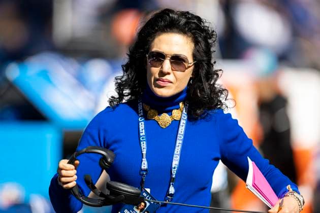 NFL, American Football Herren, USA 2022: Jaguars vs Colts Oct 16 October 16, 2022: Carlie Irsay-Gordon during NFL football game action between the Jacksonville Jaguars and the Indianapolis Colts at Lucas Oil Stadium in Indianapolis, Indiana. Indianapolis defeated Jacksonville 34-27. John Mersits CSM. California USA EDITORIAL USE ONLY Copyright: xx ZUMA-20221016_zaf_c04_167.jpg JohnxMersitsx csmphototwo981732
