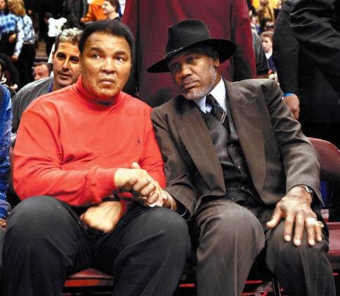Obituary for Muhammad Ali In a 2004 file photo, Muhammad Ali, left, with Joe Frazier at the NBA, Basketball Herren, USA All-Star Game in Philadelphia. Ali died on Friday, June 3, 2016, at 74. (George Reynolds Philadelphia Daily News MCT) Philadelphia PA USA EDITORIAL USE ONLY Copyright: xx 1185712 GeorgexReynoldsx krtphotoslive754851
