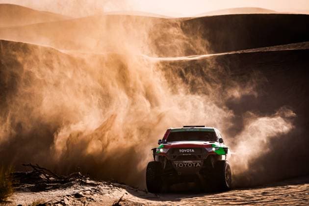 Bilder des Jahres 2025, Sport 01 Januar Sport Themen der Woche KW02 Sport Bilder des Tages DAKAR 2025 - STAGE 2 201 AL RAJHI Yazeed (sau), GOTTSCHALK Timo (ger), Toyota, Yazeed Racing, Overdrive Racing, FIA W2RC, Ultimate, action during the Stage 2 of the Dakar 2025 from January 5 to 6, 2025 around Bisha, Saudi Arabia - BishaSaudi Arabia Copyright: xANTONINxVINCENTx