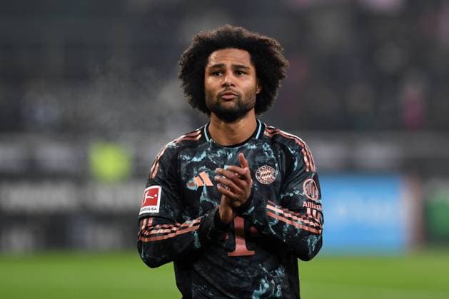 Serge Gnabry FC Bayern Muenchen looks on during the Bundesliga match between Borussia Mönchengladbach and FC Bayern München at Stadium in Borussia Park on January 11, 2025 in Mönchengladbach, Germany, Germany Photo by Ralf Treese DeFodi Images Serge Gnabry FC Bayern Muenchen looks on during the Bundesliga match between Borussia Mönchengladbach and FC Bayern München at Stadium in Borussia Park on January 11, 2025 in Mönchengladbach, Germany Photo by Ralf Treese DeFodi Images DFL regulations prohibit any use of photographs as image sequences and or quasi video Defodi 521 BMGFCB20250111 134 Defodi-521 DFL regulations prohibit any use of photographs as image sequences and or quasi-video.