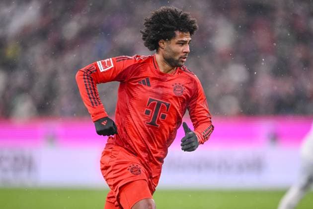 Serge Gnabry FC Bayern Muenchen Looks on during the Bundesliga match between FC Bayern München and TSG 1899 Hoffenheim, Allianz Arena on January 15, 2025 in Munich, Germany Photo by Harry Langer DeFodi Images Serge Gnabry FC Bayern Muenchen Looks on during the Bundesliga match between FC Bayern München and TSG 1899 Hoffenheim at Allianz Arena on January 15, 2025 in Munich, Germany Photo by Harry Langer DeFodi Images DFL regulations prohibit any use of photographs as image sequences and or quasi video Defodi 541 FCBTSG20250115 085 Defodi-541 DFL regulations prohibit any use of photographs as image sequences and or quasi-video.