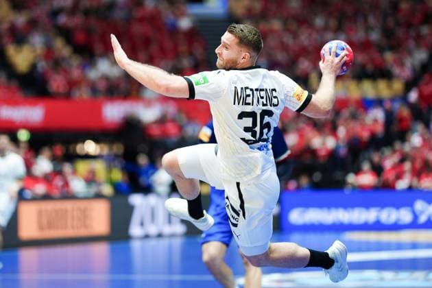 Throw Goal Lukas Mertens Germany, 36 DEN, Italy vs. Germany, Handball, IHF World Championship 2025, Main Group 1, Matchday 2, 23 01 2025 DEN, Italy vs. Germany, Handball, IHF World Championship 2025, Main Group 1, Matchday 2, 23 01 2025 Herning Copyright: xEibner-Pressefoto MarcelxvonxFehrnx EP_MFN