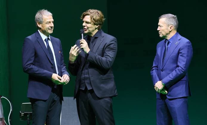 DFB 125 years Leipzig, 24 01 2025, Congress Hall, ceremony 125 years DFB anniversary , In the picture from l DFB honorary captain Jürgen Klinsmann, presenter Michael Steinbrecher and DFB honorary captain Lothar Matthäus , Picture Point
