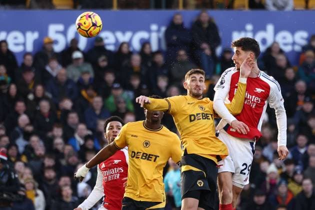Bilder des Jahres 2025, Sport 01 Januar Sport Themen der Woche KW04 Sport Bilder des Tages Kai Havertz of Arsenal heads towards goal Wolverhampton Wanderers v Arsenal, Premier League, Football, Molineux, Wolverhampton, UK - 25 Jan 2025 EDITORIAL USE ONLY No use with unauthorised audio, video, data, fixture lists, club league logos or live services. Online in-match use limited to 120 images, no video emulation. No use in betting, games or single club league player publications. Copyright: xRyanxBrowne Shutterstockx 15116696u