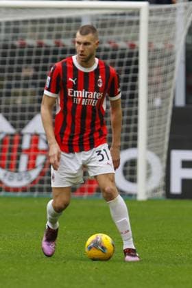 AC Milanâ??s Strahinja Pavlovic during the Italian Serie A Enilive soccer championship football match between AC Milan and Parma Calcio at San Siro Stadium on January 26th, 2025, Milano, Italy during AC Milan vs Parma Calcio, Italian soccer Serie A match in Milan, Italy, January 26 2025  Copyright: xMattiaxRadoni IPAxSportx xipa-agency.netx xx IPA_53328288 IPA_Agency_IPA53328288