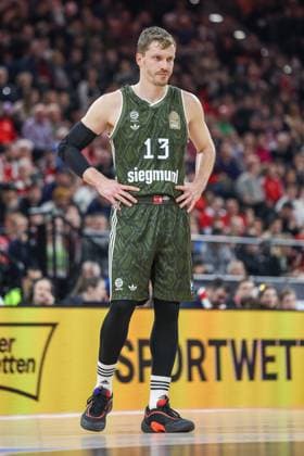 Andreas Obst FC Bayern Basketball, 13 is dissatisfied, GER, FC Bayern Muenchen vs Alba Berlin, Basketball, easycredit Basketball Bundesliga, BBL, 19 Matchday, Season 2024 2025, 02 02 2025, GER, FC Bayern Muenchen vs Alba Berlin, Basketball, easycredit Basketball Bundesliga, BBL, 19 Matchday, Season 2024 2025, 02 02 2025 Muenchen Copyright: xEibner-Pressefoto JennixMaulx EP_JML