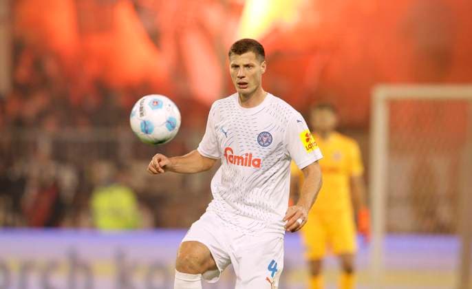 Photo Patrick ERRAS Kiel Soccer 1 Bundesliga , on Fri 29 11 2024 FC St Pauli Holstein Kiel