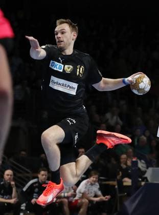 Mathias Gidsel scores a goal against goalkeeper Thorsten Fries Single image Crop Action Sport Handball CL Champions League Champions League Men Season 2024 2025 13 02 2025 Füchse Berlin vs Fredericia Handbold Klub in the Max Schmeling Halle