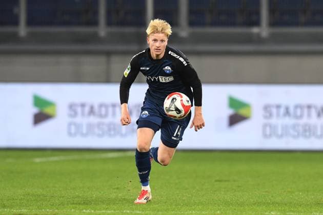 Anton Baeuerle SC Paderborn 07 U23 GER, MSV Duisburg vs SC Paderborn 07 U23, Football, Regionalliga West, Matchday 22, Season 2024 2025, 14 02 2025 DFL DFB REGULATIONS PROHIBIT ANY USE OF PHOTOGRAPHS AS IMAGE SEQUENCES AND OR QUASI VIDEO GER, MSV Duisburg vs SC Paderborn 07 U23, Football, Regionalliga West, Matchday 22, Season 2024 2025, 14 02 2025 Duisburg Copyright: xEibner-Pressefoto ThomasxThienelx EP_TTL