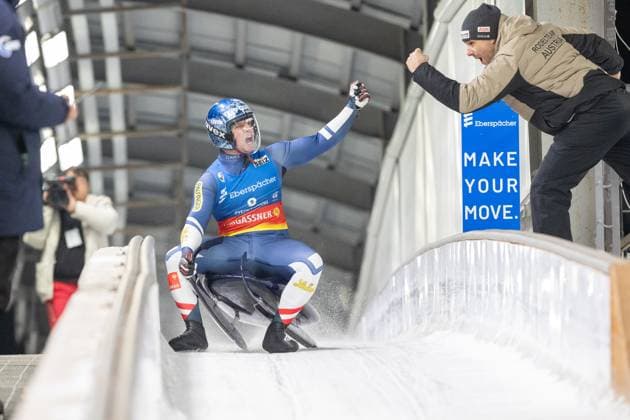 photographer FIL Michael Kristen 15 02 2025 8 FIL Eberspächer Luge World Cup, Olympic Sliding Center PyeongChang KOR , WC South Korea, Men™s Singles, picture Wolfgang Kindl AUT , Christian Eigentler head coach Austria