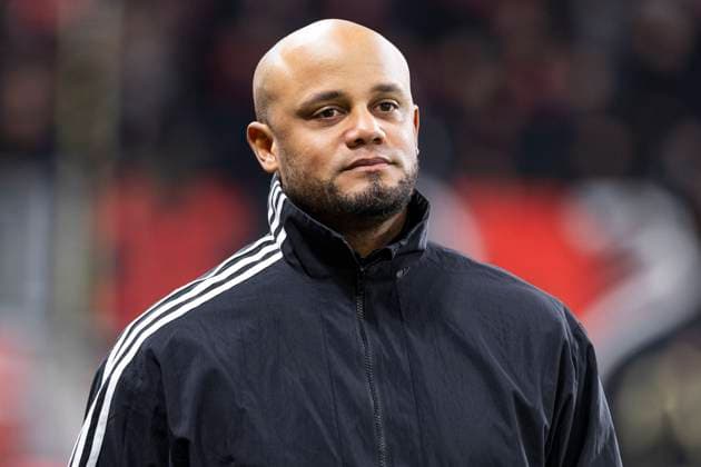 Vincent Kompany FC Bayern München, Head Coach Leverkusen, Soccer 1 Bundesliga 22 Matchday, Matchday 22, Bayer 04 Leverkusen FC Bayern München, 15 02 2024, BayArena, Leverkusen DFL regulations prohibit any use of photographs as image sequences and or quasi video Â