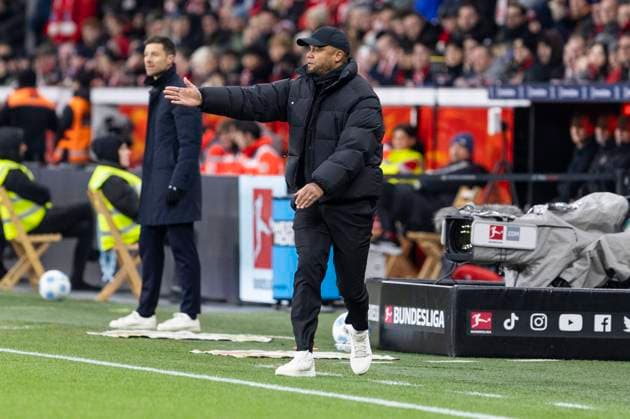 Vincent Kompany FC Bayern München, Head Coach Leverkusen, Soccer 1 Bundesliga 22 Matchday, Matchday 22, Bayer 04 Leverkusen FC Bayern München, 15 02 2024, BayArena, Leverkusen DFL regulations prohibit any use of photographs as image sequences and or quasi video Â