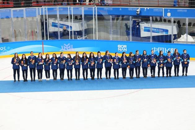 Kazakhstan team group, Mannschaftsbild, Totale (KAZ), FEBRUARY 14, 2025 - Ice hockey, Eishockey : Women s Medal Ceremony during the Harbin 2025 Asian Winter games, Winterspiele,Spiele, Summer games at Harbin University Student Skating Hall in Harbin, China. Noxthirdxpartyxsales (281708250)