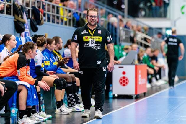 Steffen Birkner HSG Blomberg Lippe, Coach GER, HSG Blomberg Lippe vs VfL Oldenburg, Handball, 1 Bundesliga Women, Matchday 18, Season 2024 2025, 19 02 2025 GER, HSG Blomberg Lippe vs VfL Oldenburg, Handball, 1 Bundesliga Women, Matchday 18, Season 2024 2025, 19 02 2025 Blomberg Copyright: xEibner-Pressefoto JanxRollingerx EP_JSK