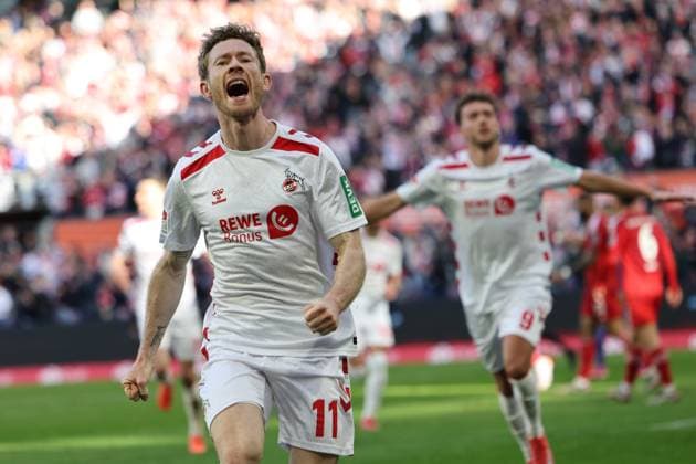 GER, 2 FBL, 1 FC Koeln vs Fortuna Duesseldorf 23 02 2025, Rheinenergie Stadion, Koeln, GER, 2 FBL, 1 FC Koeln vs Fortuna Duesseldorf , in the picture 1 0 for Koeln goal celebration jubilation, goal scorer Florian Kainz FC Koeln 11 , nordphotoxGmbHx xMeuter nph00351