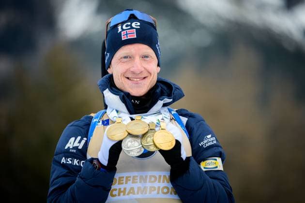 250223 Johannes Thingnes Bo of Norway celebrates with his medals after men s 15 km mass start during the IBU Biathlon World Championships on February 23, 2025 in Lenzerheide Photo Petter Arvidson BILDBYRAN kod PA PA0990 bbeng biathlon biathlon biathlon biathlon world championships ibu world championships biathlon world championships masstart mass start jubel norge norway  Copyright: PETTERxARVIDSON BB250223PA286