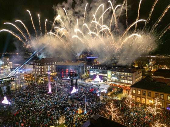 Ski World Championships 2025 Trondheim 20250226 Drone image of fireworks at the opening ceremony on the square in Trondheim in connection with the World Championships Trondheim 2025 Photo Gorm Kallestad NTB Trondheim Norway EDITORIAL USE ONLY RESTRICTED USE FOR BETTING COMPANIES  Copyright: xGormxKallestadx xNTBx