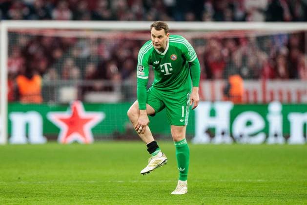 UEFA Champions League, FC Bayern Munich Bayer 04 Leverkusen 05 03 2025 Manuel Neuer FC Bayern Munich, 1 grabs his calf UEFA Champions League round of 16 first leg, FC Bayern Munich Bayer 04 Leverkusen Munich, Allianz Arena on 05 03 2025 Copyright: xBEAUTIFULxSPORTS Wunderlx