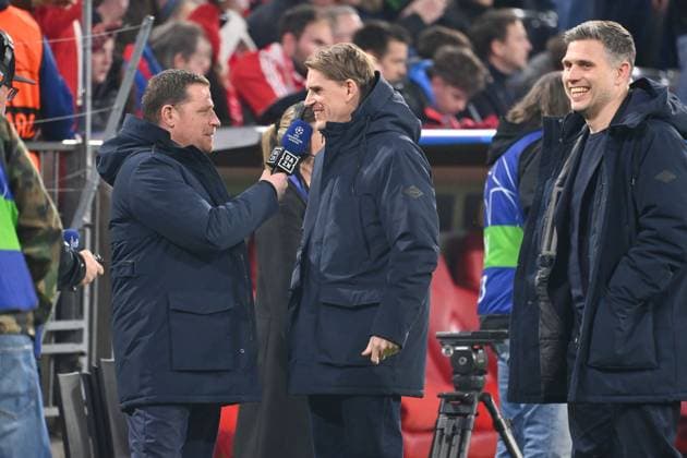 from left Max EBERL Chief Sports Officer FC Bayern Muenchen holds out a DAZN microphone to Christoph FREUND Sports Director Bayern Muenchen, right Holger QUEST Soccer Champions League round of 16 FC Bayern Muenchen Bayer 04 Leverkusen 3 0 on 05 03 2025 , A L L I A N Z A R E N A