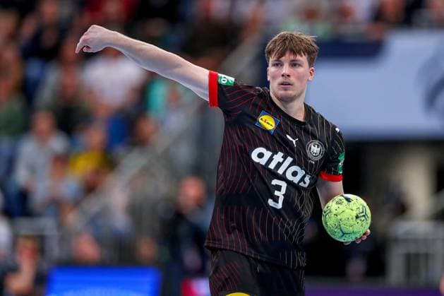 15 03 2025, International handball match, European Championship qualification, Germany Austria, ZAG Arena Hannover Nils Lichtlein GER 3 gesticulating Lower Saxony Germany