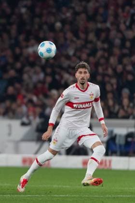Atakan Karazor VfB Stuttgart, 16 GER, VfB Stuttgart vs Bayer 04 Leverkusen, Football, Men, 1 Bundesliga, Matchday 26, Season 2024 2025, 16 03 2025, DFL DFB REGULATIONS PROHIBIT ANY USE OF PHOTOGRAPHS AS IMAGE SEQUENCES AND OR QUASI VIDEO, GER, VfB Stuttgart vs Bayer 04 Leverkusen, Football, Men, 1 Bundesliga, Matchday 26, Season 2024 2025, 16 03 2025 Stuttgart Copyright: xEibner-Pressefoto WolfgangxFrankx EP_WFK
