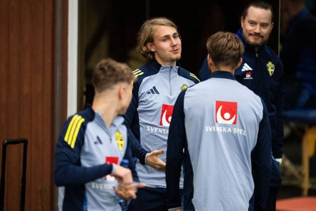 250317 Sebastian Nanasi of the Swedish men s national football team ahead of a training session on March 17, 2025 in Marbella Photo Carl Sandin BILDBYRAN code CS CS0692 fotboll football soccer fotball landskamp träning practice training sverige sweden sverige a bbeng  Copyright: CARLxSANDIN BB250317CS028