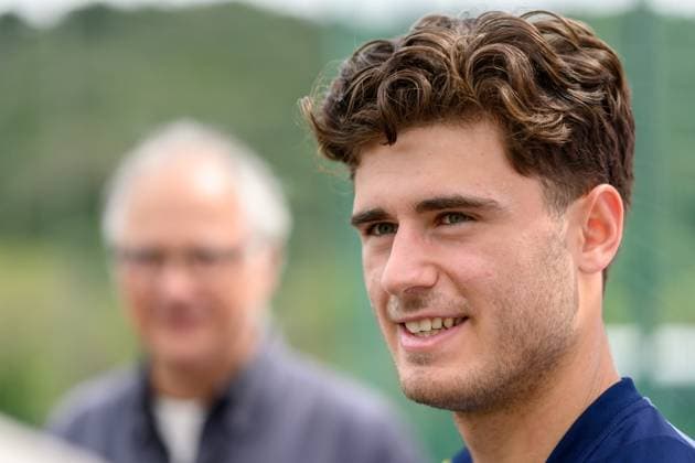 250319 Besfort Zeneli of the Swedish men s national football team in the mixed zone after a training session on March 19, 2025 in Marbella Photo Carl Sandin BILDBYRAN code CS CS0695 fotboll football soccer fotball landskamp träning practice training sverige sweden sverige a bbeng  Copyright: CARLxSANDIN BB250319CS042