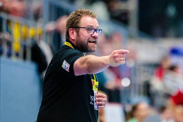 Steffen Birkner HSG Blomberg Lippe, Coach gestures GER, HSG Blomberg Lippe vs Thueringer HC, Handball, 1 Bundesliga Women, Matchday 20, Season 2024 2025, 19 03 2025 GER, HSG Blomberg Lippe vs Thueringer HC, Handball, 1 Bundesliga Women, Matchday 20, Season 2024 2025, 19 03 2025 Blomberg Copyright: xEibner-Pressefoto JanxRollingerx EP_JSK