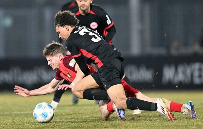 19 03 2025, xjhx, Football Test Match, Eintracht Frankfurt SG Sonnenhof Grossaspach v l Christian Mistl SG Sonnenhof Grossaspach , Jasha Barry Eintracht Frankfurt DFL DFB REGULATIONS PROHIBIT ANY USE OF PHOTOGRAPHS as IMAGE SEQUENCES and or QUASI VIDEO Frankfurt am Main
