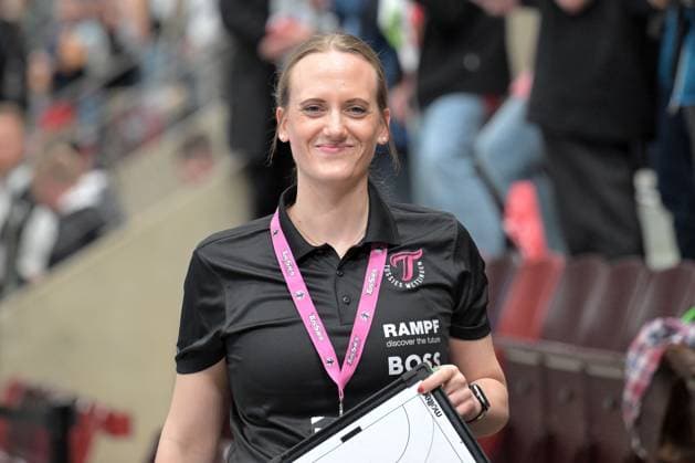 Miriam Hirsch TusSies Metzingen, coach after the game HB Ludwigsburg vs TusSies Metzingen, handball, HBF, 20 league matchday, season 2024 2025, 19 03 2025 HB Ludwigsburg vs TusSies Metzingen, handball, HBF, 20 league matchday, season 2024 2025, 19 03 2025 Ludwigsburg Copyright: xEibner-Pressefoto TobiasxBaurx EP_TBR