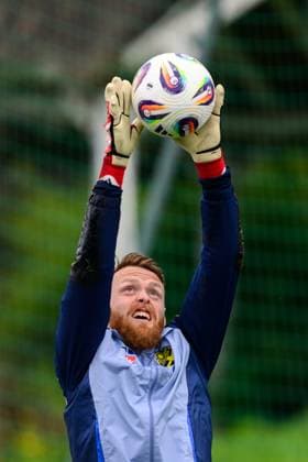 250320 Goalkeeper Viktor Johansson of the Swedish men s national football team during a training session on March 20, 2025 in Marbella Photo Carl Sandin BILDBYRAN code CS CS0696 fotboll football soccer fotball landskamp träning practice training sverige sweden sverige a bbeng Copyright: CARLxSANDIN BB250320CS029