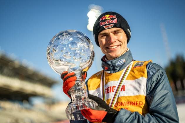 LAHTI, FINLAND Season finale World Cup Nordic Combined Men Cross-Country 10km on 22 03 2025 at the Lahden Stadium in Lahti Vinzenz Geiger from Germany 1 at the award ceremony Overall World Cup